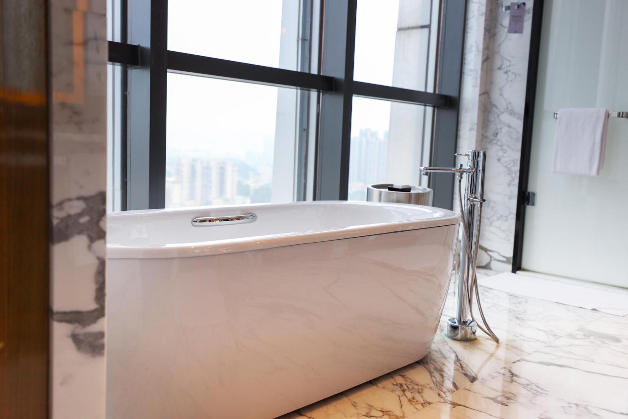 Wanda Realm Jiangmen Hotell Exteriör bild
