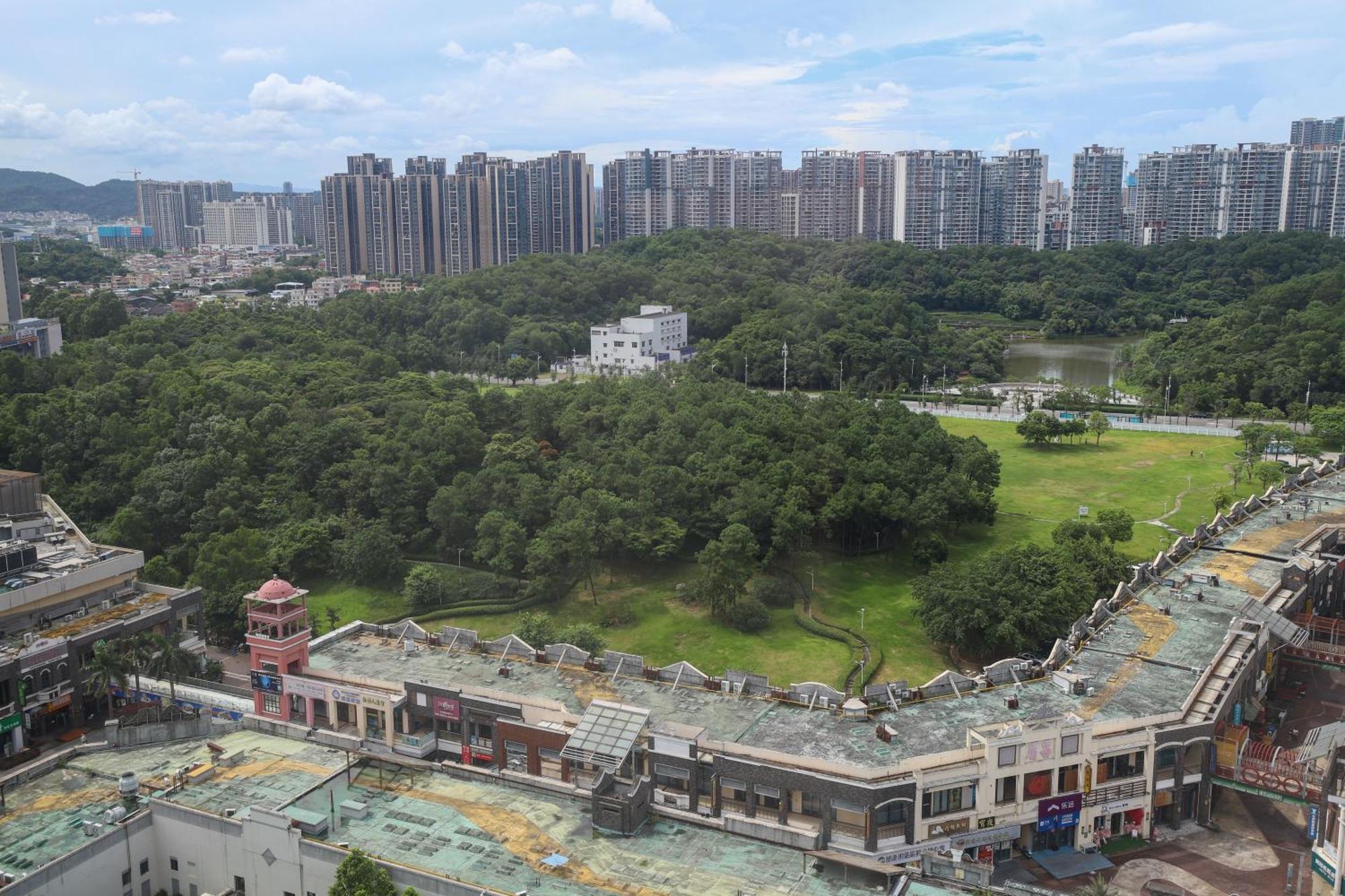 Wanda Realm Jiangmen Hotell Exteriör bild