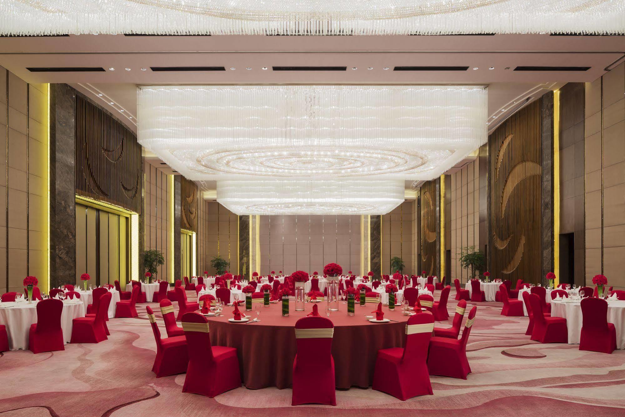 Wanda Realm Jiangmen Hotell Exteriör bild